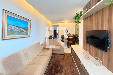 Sala de apartamento à venda com 3 quartos, 68m² em Santa Efigênia, Belo Horizonte