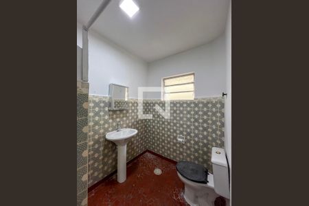 Banheiro  de casa de condomínio para alugar com 1 quarto, 45m² em Vila Moraes, São Paulo