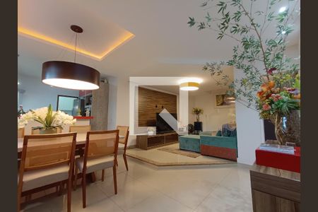 SALA de casa para alugar com 3 quartos, 220m² em Glória, Macaé