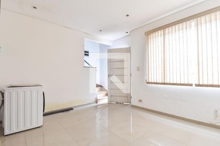 Sala de casa à venda com 2 quartos, 250m² em Jardim da Gloria, São Paulo