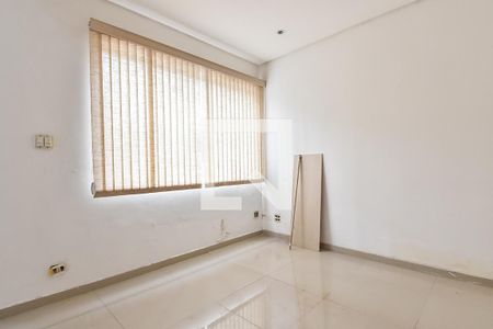 Sala de casa à venda com 2 quartos, 250m² em Jardim da Gloria, São Paulo