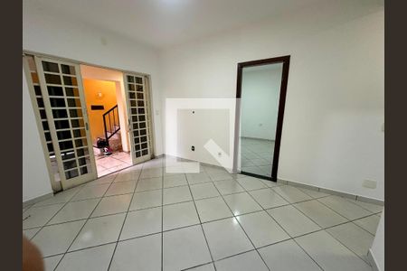 Casa para alugar com 3 quartos, 150m² em Pindorama, Belo Horizonte