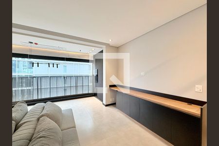Sala de apartamento para alugar com 2 quartos, 78m² em Jardim das Acacias, São Paulo