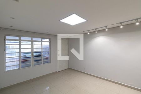 Sala de casa para alugar com 2 quartos, 52m² em Vila Rio Branco, São Paulo