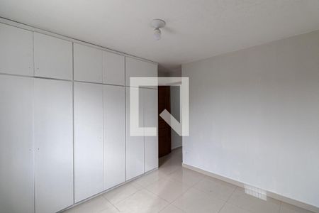 Quarto 1 de casa para alugar com 2 quartos, 52m² em Vila Rio Branco, São Paulo