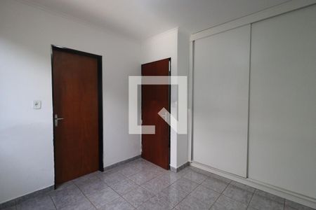 Suíte de apartamento para alugar com 2 quartos, 80m² em Residencial E Comercial Palmares, Ribeirão Preto