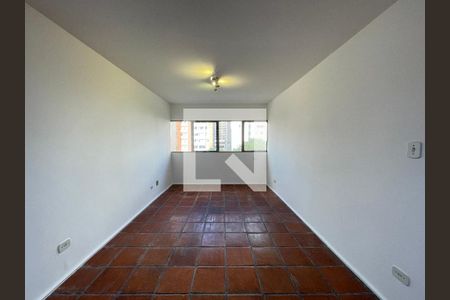 Sala de apartamento para alugar com 3 quartos, 84m² em Vila Pirajussara, São Paulo