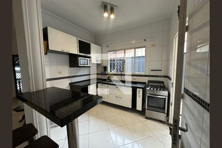 Cozinha de casa para alugar com 2 quartos, 200m² em Loteamento Villa Branca, Jacareí