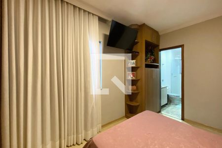 Suite  de apartamento à venda com 4 quartos, 132m² em Santa Cruz, Belo Horizonte