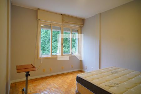 Quarto 1 de apartamento à venda com 2 quartos, 155m² em Mont’serrat, Porto Alegre