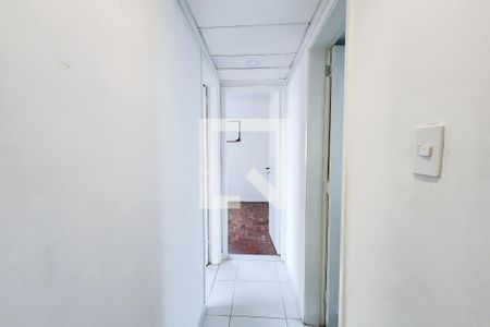Corredor de apartamento para alugar com 2 quartos, 78m² em Laranjeiras, Rio de Janeiro