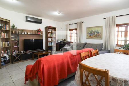 Sala de casa à venda com 3 quartos, 255m² em Vila Iorio, São Paulo