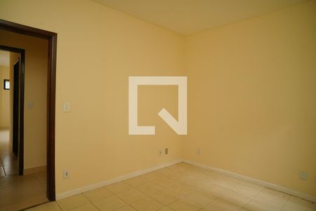 Quarto 2 de casa de condomínio para alugar com 4 quartos, 242m² em Itaipu, Niterói