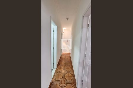 Corredor de casa para alugar com 2 quartos, 70m² em Olaria, Rio de Janeiro