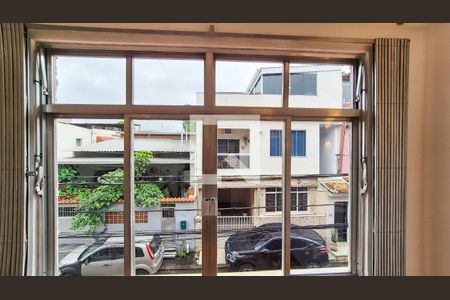 Sala de casa para alugar com 2 quartos, 70m² em Olaria, Rio de Janeiro