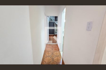 Corredor de casa para alugar com 2 quartos, 70m² em Olaria, Rio de Janeiro