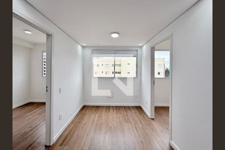 Sala de apartamento para alugar com 2 quartos, 36m² em Vila Suzana, São Paulo