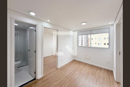 Sala de apartamento para alugar com 2 quartos, 36m² em Vila Suzana, São Paulo