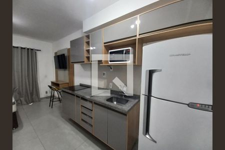 Cozinha de kitnet/studio para alugar com 1 quarto, 27m² em Centro Histórico de São Paulo, São Paulo