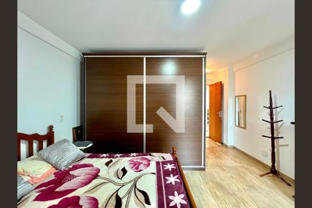 Suíte de apartamento à venda com 3 quartos, 100m² em Cambuí, Campinas
