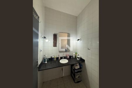 Banheiro  de casa para alugar com 3 quartos, 100m² em Senador Camará, Rio de Janeiro