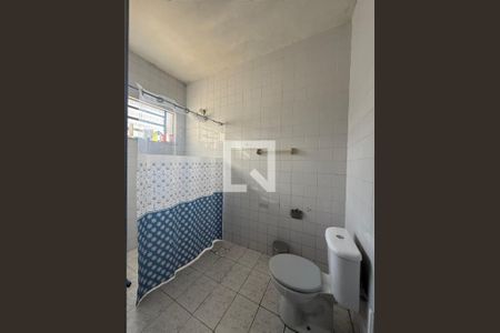 Banheiro social de casa para alugar com 3 quartos, 100m² em Senador Camará, Rio de Janeiro