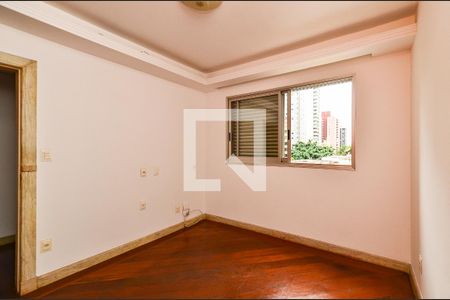 Quarto 1 de apartamento para alugar com 3 quartos, 200m² em Santo Agostinho, Belo Horizonte