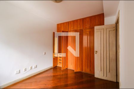 Quarto 1 de apartamento para alugar com 3 quartos, 200m² em Santo Agostinho, Belo Horizonte
