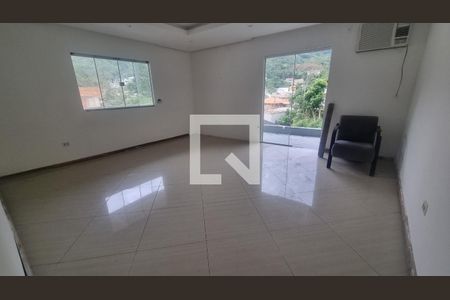 Sala de casa de condomínio à venda com 3 quartos, 150m² em Vargem Grande, Rio de Janeiro