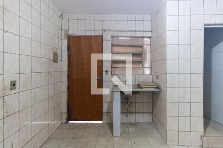 Cozinha de casa para alugar com 1 quarto, 50m² em Jardim Sao Roberto, São Paulo