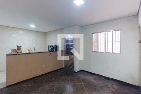 Sala de casa para alugar com 2 quartos, 50m² em Jardim Sao Roberto, São Paulo