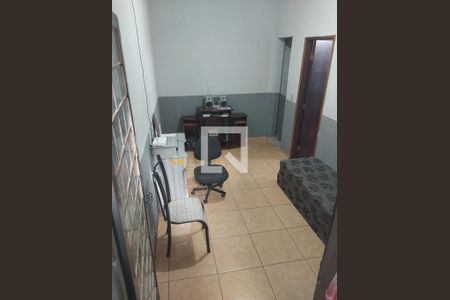 Quarto de casa à venda com 3 quartos, 150m² em Jardim Alvorada (Justinopolis), Contagem