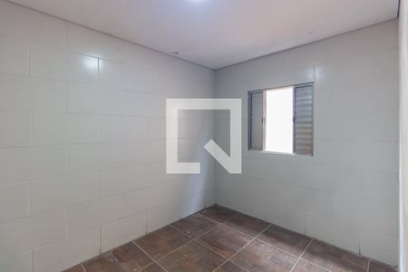 Quarto de casa para alugar com 1 quarto, 50m² em Jardim Sao Roberto, São Paulo