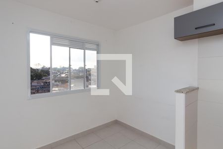 Sala/Cozinha de apartamento à venda com 2 quartos, 32m² em Vila Nova Curuca, São Paulo