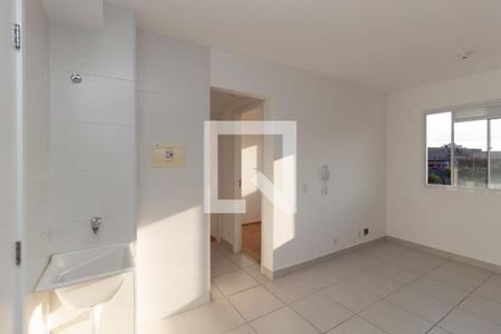 Sala/Cozinha de apartamento à venda com 2 quartos, 32m² em Vila Nova Curuca, São Paulo