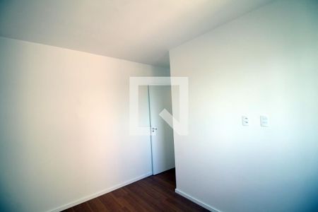 Quarto 1 de apartamento para alugar com 2 quartos, 43m² em Irajá, Rio de Janeiro