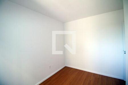 Quarto 1 de apartamento para alugar com 2 quartos, 43m² em Irajá, Rio de Janeiro