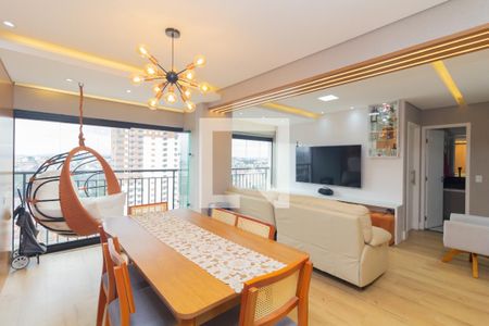 Sala de apartamento à venda com 3 quartos, 76m² em Itaquera, São Paulo