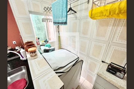 Área de Serviço de casa à venda com 4 quartos, 80m² em Jardim Santa Cruz (zona Norte), São Paulo