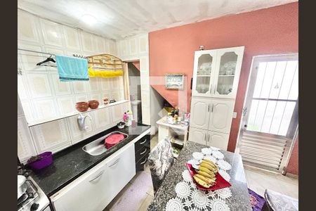 Cozinha de casa à venda com 4 quartos, 80m² em Jardim Santa Cruz (zona Norte), São Paulo