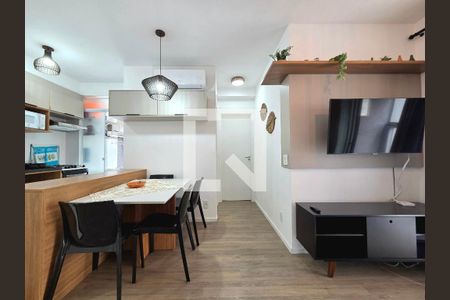 Sala de apartamento para alugar com 1 quarto, 49m² em Indianópolis, São Paulo