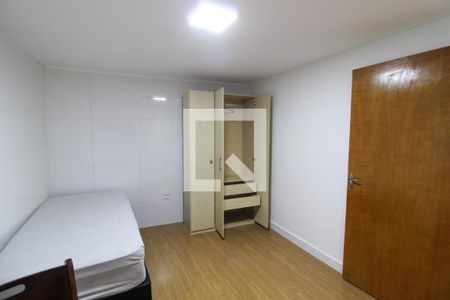 Quarto 1 de kitnet/studio para alugar com 1 quarto, 70m² em Jardim Odete, São Paulo