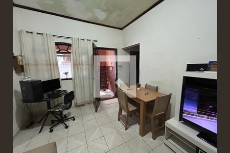 Sala de casa para alugar com 3 quartos, 80m² em Engenheiro Leal, Rio de Janeiro