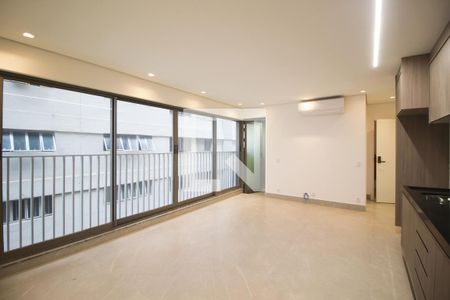 Sala de apartamento para alugar com 2 quartos, 68m² em Indianópolis, São Paulo