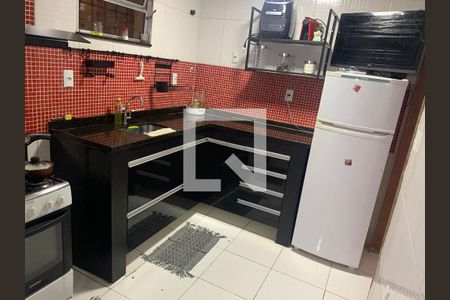 Casa para alugar com 3 quartos, 370m² em Engenheiro Leal, Rio de Janeiro