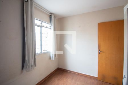 Quarto 1 de apartamento para alugar com 2 quartos, 50m² em São João Batista, Belo Horizonte