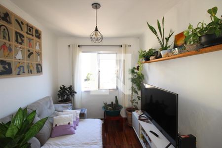 Sala / Cozinha de apartamento à venda com 2 quartos, 54m² em Conjunto Residencial José Bonifácio, São Paulo