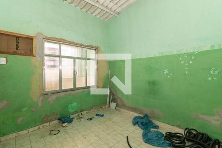 Quarto de casa para alugar com 1 quarto, 50m² em Bangu, Rio de Janeiro