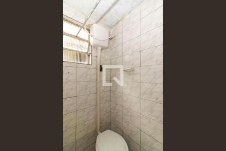 Banheiro de casa para alugar com 1 quarto, 50m² em Bangu, Rio de Janeiro
