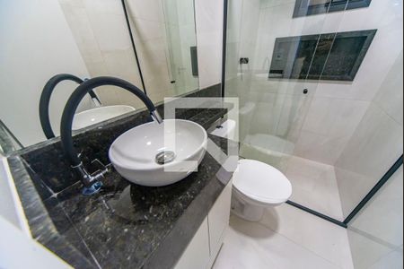 Banheiro  de apartamento para alugar com 3 quartos, 100m² em Jardim Santo Antônio, Santo André